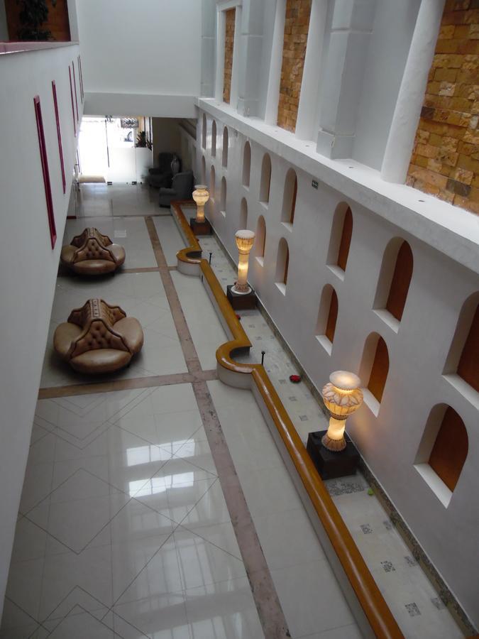 קומיטן דה דומינגז Hotel Luminus מראה חיצוני תמונה